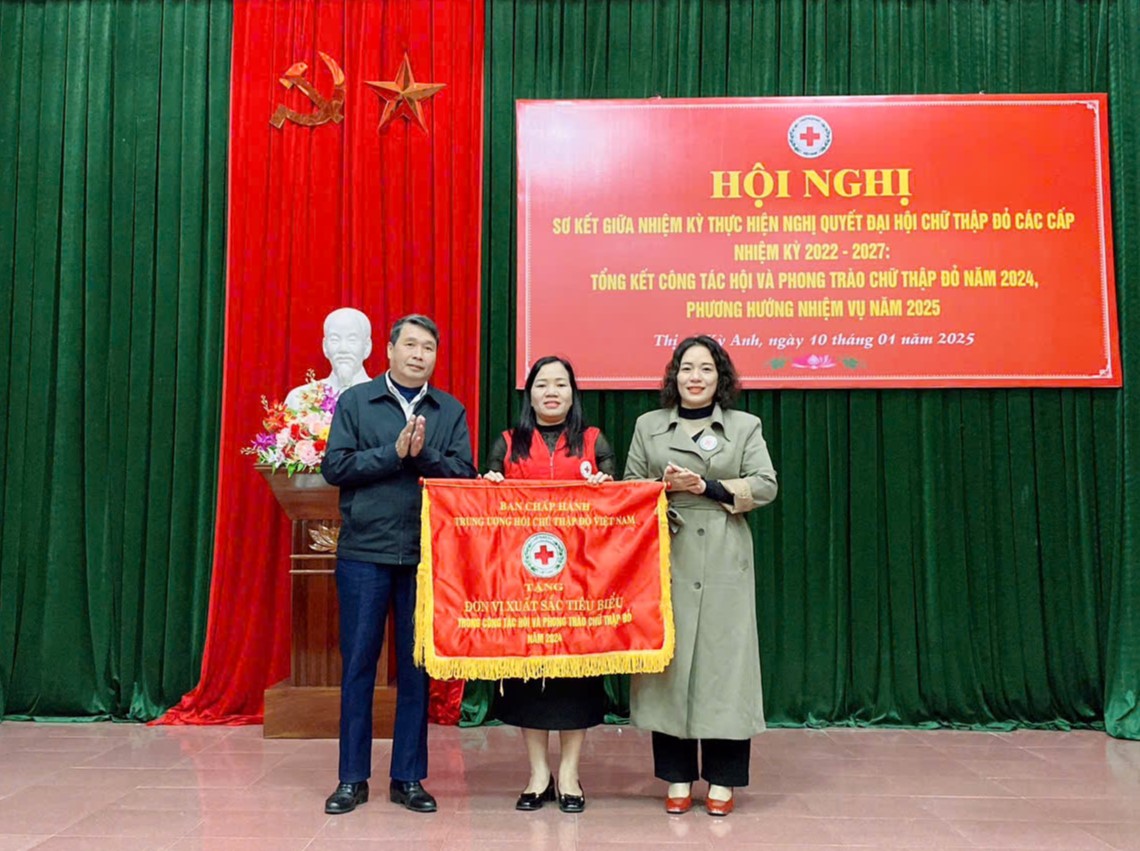 Thị xã Kỳ Anh: Hội nghị sơ kết giữa nhiệm kỳ công tác Hội và phong trào Chữ thập đỏ 