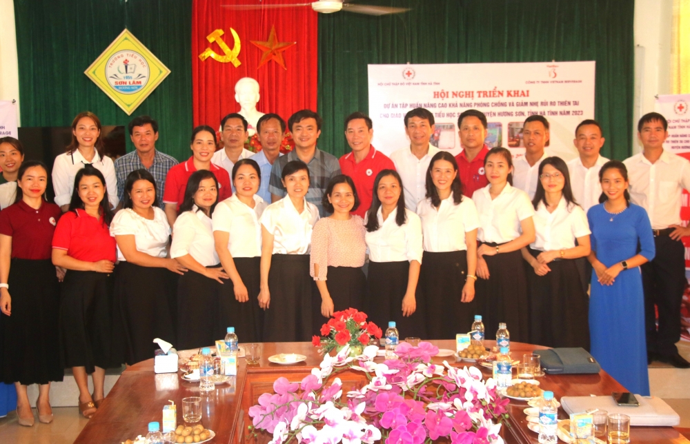 Xây dựng trường học an toàn và nâng cao năng lực giảm nhẹ rủi ro thiên tai