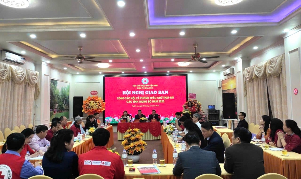 Hội nghị giao ban công tác Hội và phong trào Chữ Thập đỏ Cụm Trung bộ năm 2023. 