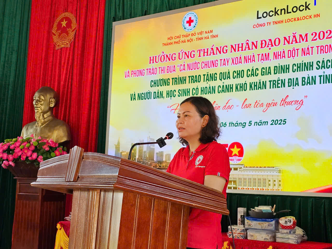 Bà Dương Thị Hằng - Phó Chủ tịch Hội CTĐ thành phố Hà Nội